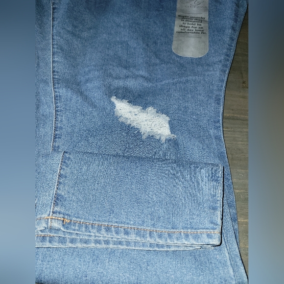 A3 Classic Denim Blue Jeans Distressed 26W NWT - Picture 4 of 7